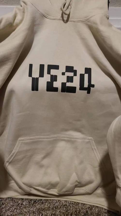 Yeezy,国产,原版,厂商,时尚,爱好者,鞋子,替代选择,潮流,10